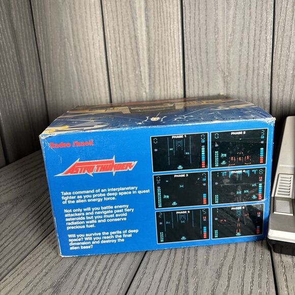 Tandy RADIO SHACK ASTRO THUNDER 80s VFD GAME BOXED BOX MANUAL 60-2197 - Japan - Picture 7 of 16